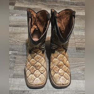 💙❤️Tanner Mark Cowboy Boots  Size 2 Monster Fish Print💚🩵